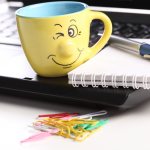 Нет ничего лучше, чем поднять коллеге настроение в день его рождения