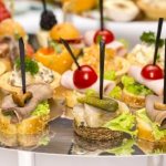 Простые и вкусные канапе на шпажках